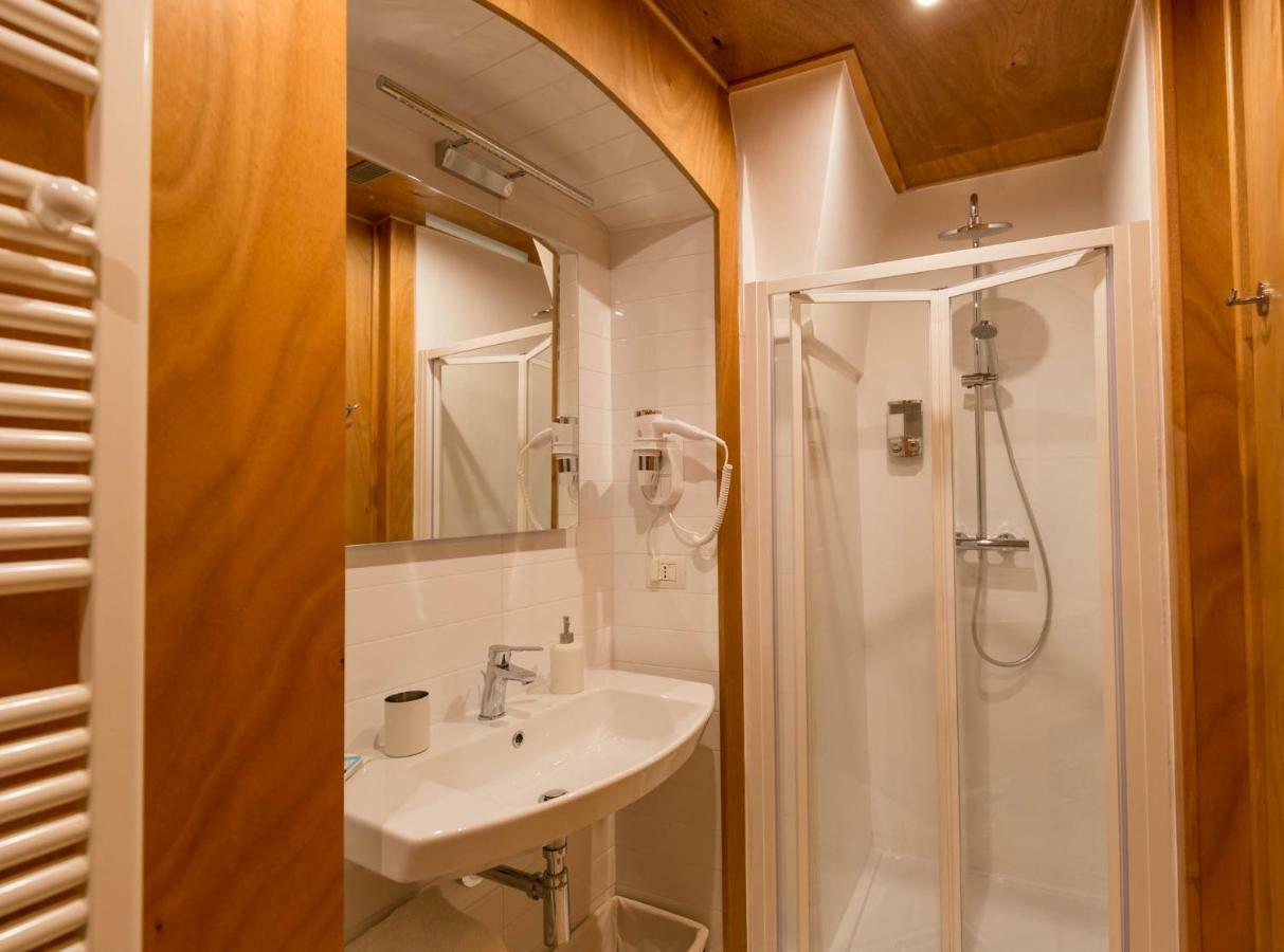ロコロトンド Da Concavo E Convesso Bed & Breakfast エクステリア 写真