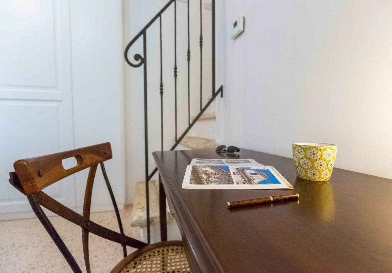 ロコロトンド Da Concavo E Convesso Bed & Breakfast エクステリア 写真